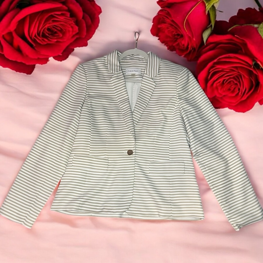Calvin Klein Womens Jacket/Blazer Size 12 Beige/white Stripes